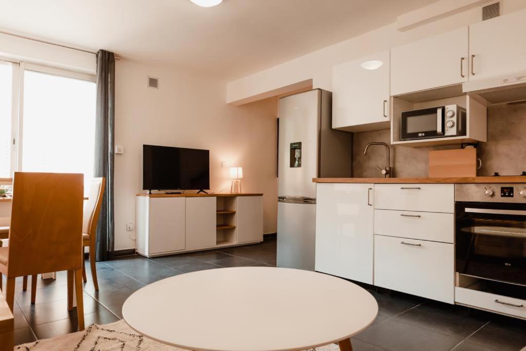 Calvi. T2 2/4 Personnes A 100 Metres De La Plage Apartamento Calvi  Exterior foto